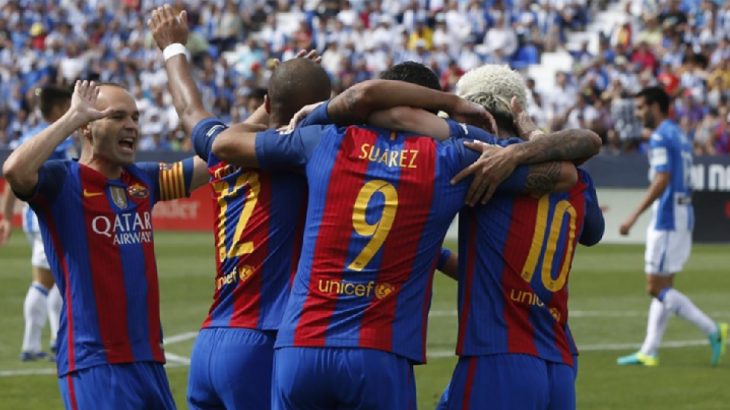 Doblete de Messi y goleada
