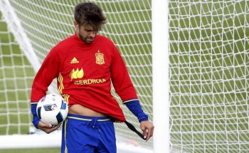 Piqué renunciará a la Selección española