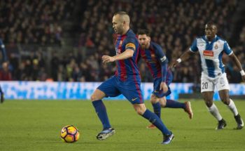 Iniesta sigue dando cátedra