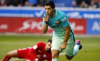 Suárez igualó a Luis Enrique